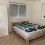 Kreuzstube *
