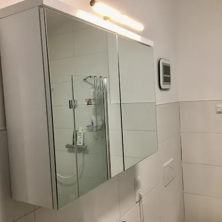 Kreuzstube فاندنس