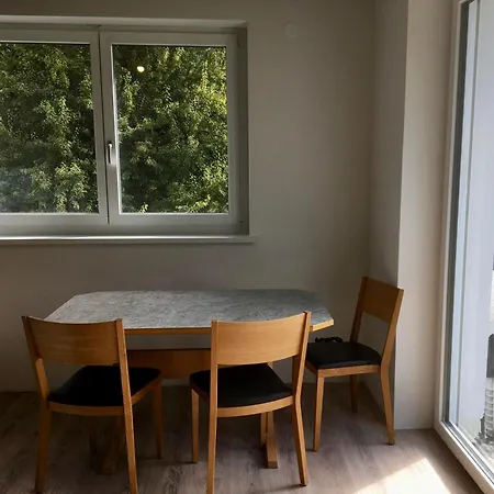 Kreuzstube *